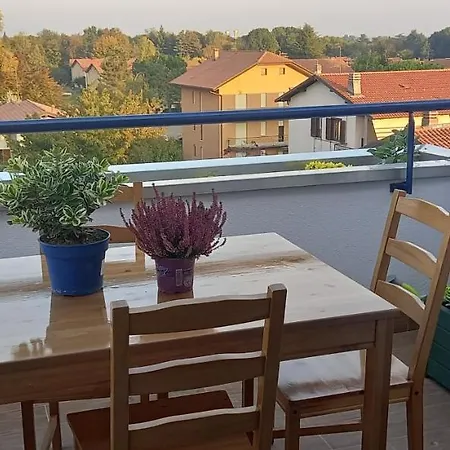 L'attico Con L'orto Varese